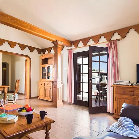 Villa Christine By Tias